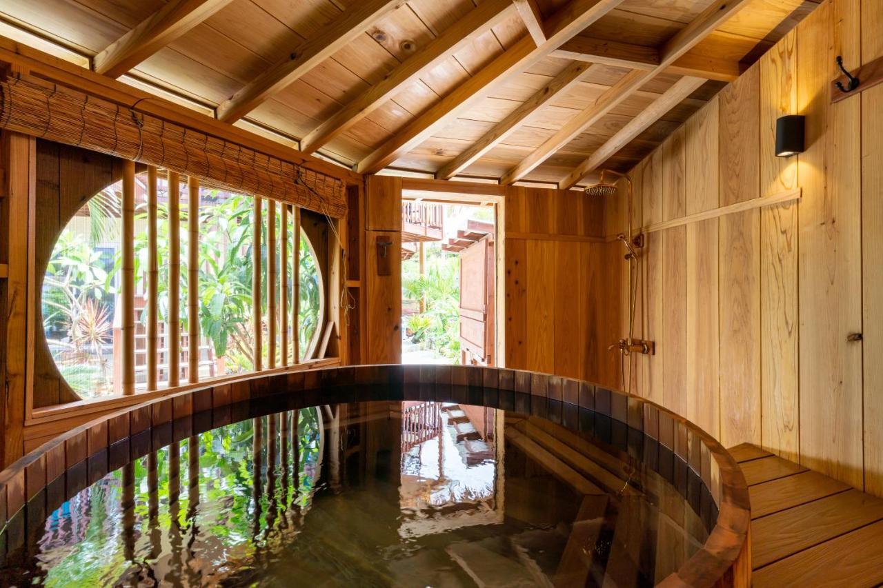 Island Breeze - Round House With Bbq - Wooden Hot Tub - Beach Onna Exterior foto